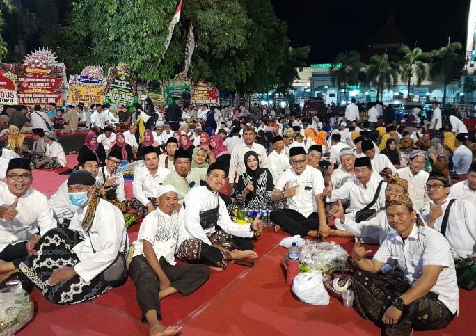 Pemkab gelar apel HUT ke-474 Kudus dan kenduri massal Pemkab gelar apel HUT ke-474 Kudus dan kenduri massal