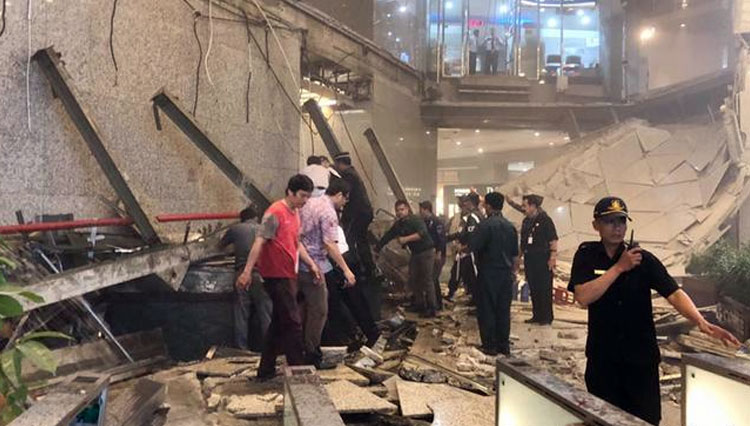 13 September 2000: Tragedi bom di gedung Bursa Efek Jakarta 13 September 2000: Tragedi bom di gedung Bursa Efek Jakarta