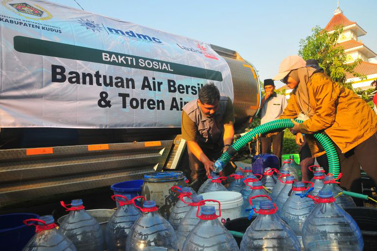 Hari tanpa hujan lebih dari 60 hari akibatkan Jawa sulit air Hari tanpa hujan lebih dari 60 hari akibatkan Jawa sulit air