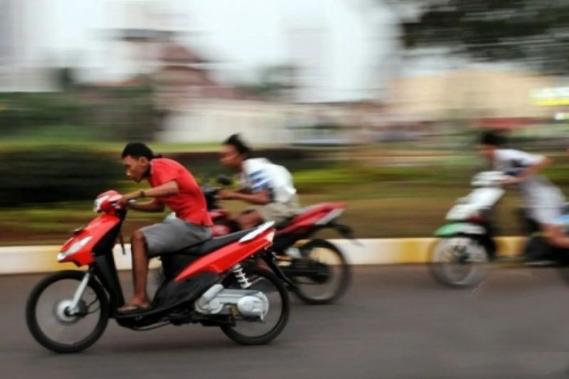 Sirkuit dan solusi atasi balapan liar di kalangan remaja Sirkuit dan solusi atasi balapan liar di kalangan remaja