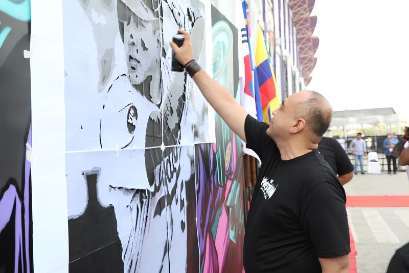 Seniman lokal dan internasional ikuti festival Mural di Tangerang Seniman lokal dan internasional ikuti festival Mural di Tangerang