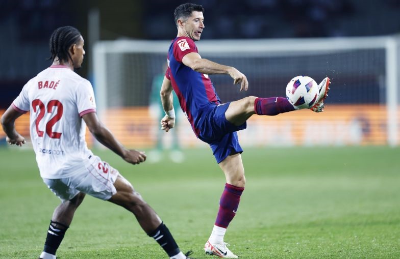 Gol bunuh diri Sergio Ramos berikan kemenangan untuk Barcelona Gol bunuh diri Sergio Ramos berikan kemenangan untuk Barcelona