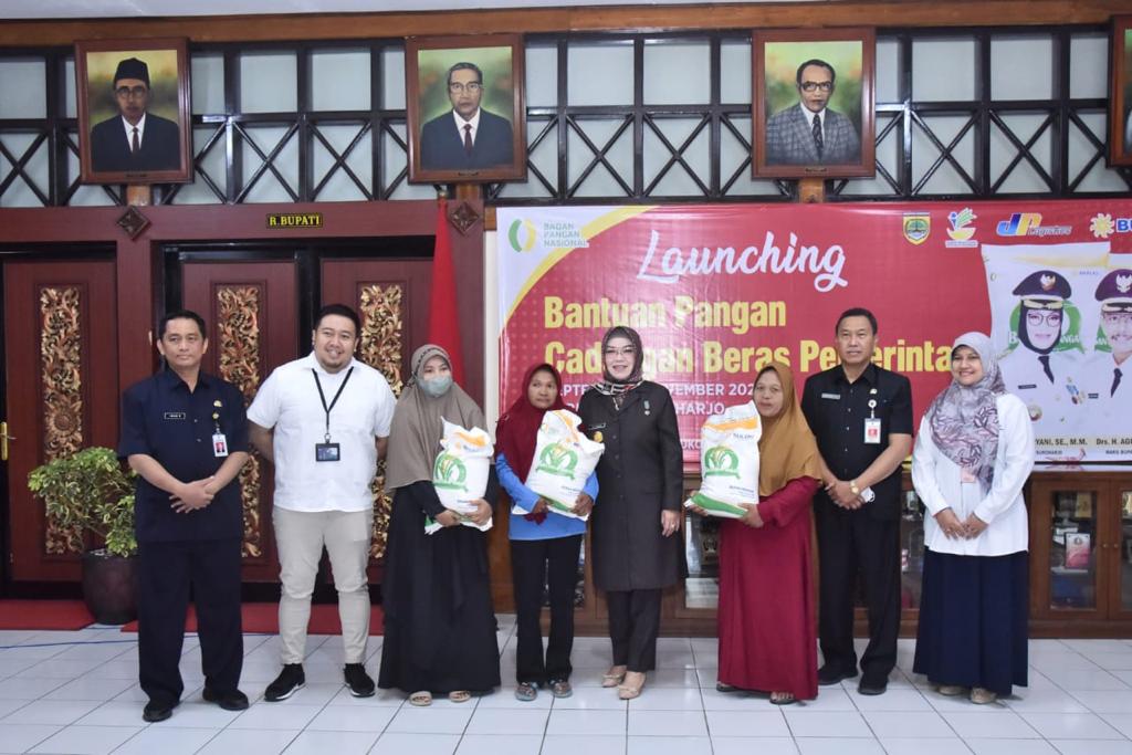 Cadangan pangan untuk masyarakat se-Surakarta aman sampai akhir tahun 2023 Cadangan pangan untuk masyarakat se-Surakarta aman sampai akhir tahun 2023
