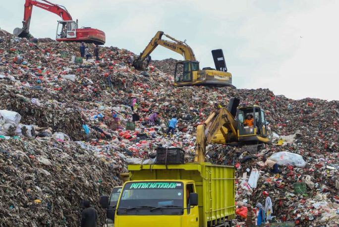 Bupati Bekasi instruksikan mitigasi TPA Burangkeng cegah kebakaran