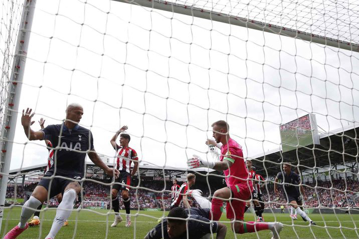 Derbi London Utara pertama musim ini berkesudahan dengan skor 2-2