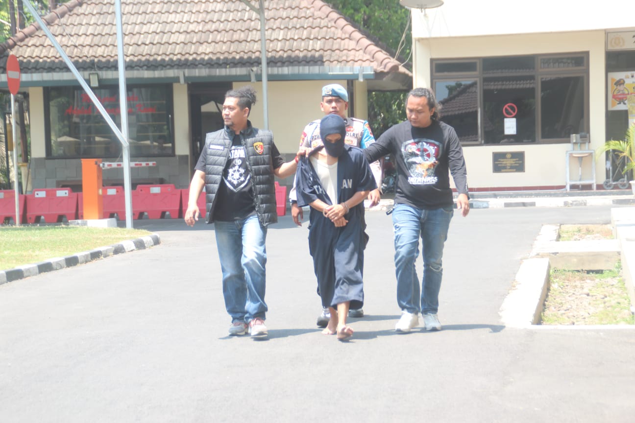 Diduga cabuli 6 santriwati, pengasuh ponpes di Semarang ditangkap Diduga cabuli 6 santriwati, pengasuh ponpes di Semarang ditangkap