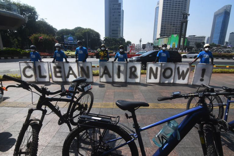 Kualitas udara Jakarta terburuk keenam di dunia pada Senin pagi Kualitas udara Jakarta terburuk keenam di dunia pada Senin pagi