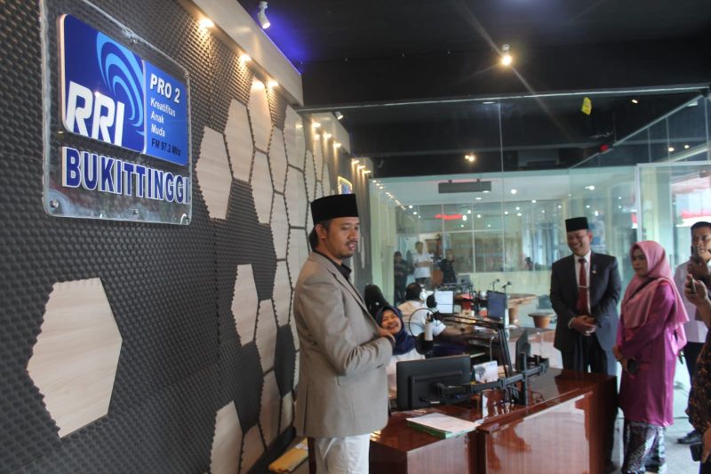 RRI Bukittinggi luncurkan Programa 4 di peringatan Hari Radio ke-78