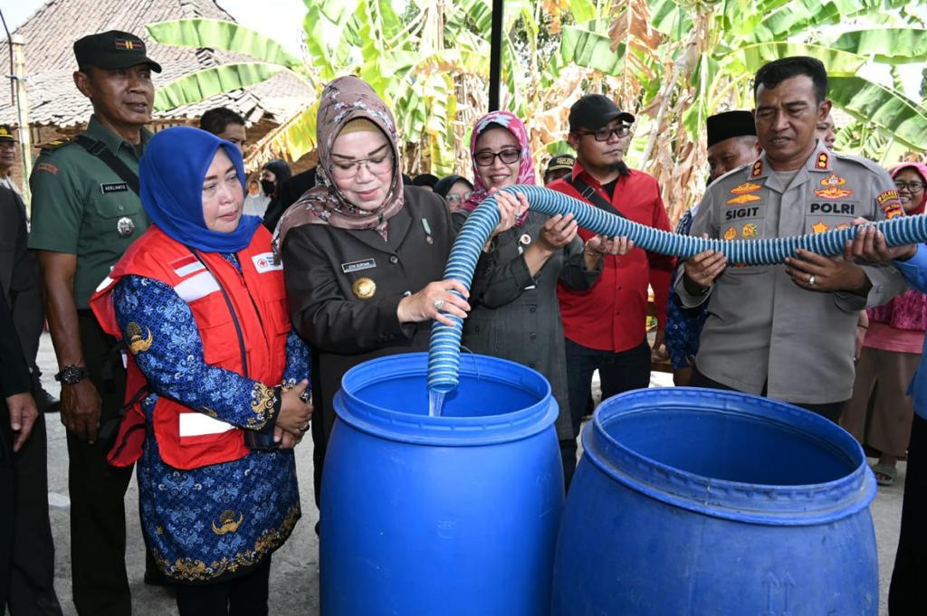 Bupati minta BPBD responsif terhadap laporan krisis air bersih warga Bupati minta BPBD responsif terhadap laporan krisis air bersih warga