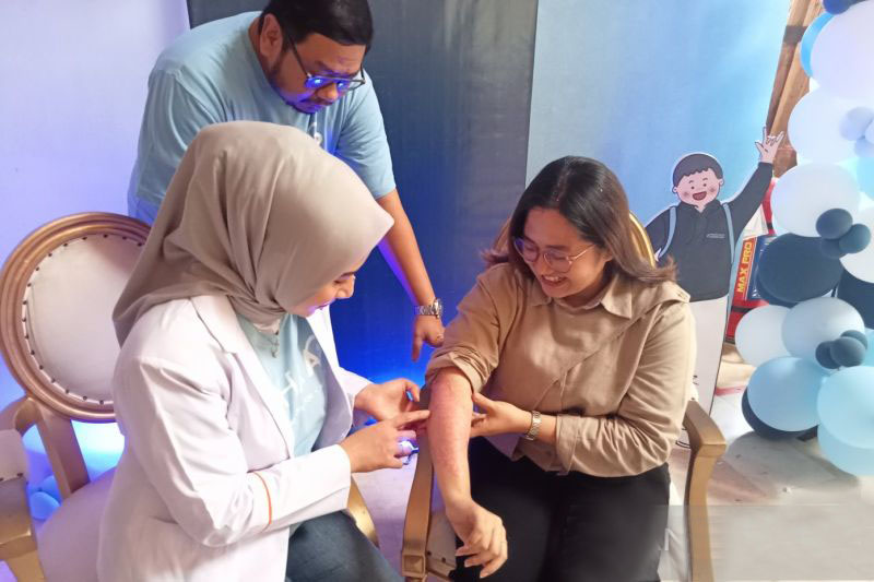 Waspadai gangguan kesehatan kulit akibat cuaca panas Waspadai gangguan kesehatan kulit akibat cuaca panas