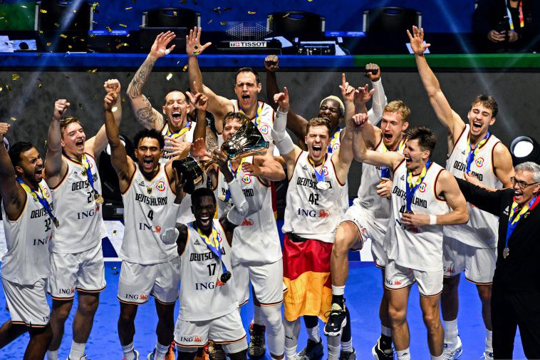Jerman tundukkan Serbia 83-77 untuk menjuarai Piala Dunia FIBA 2023 Jerman tundukkan Serbia 83-77 untuk menjuarai Piala Dunia FIBA 2023