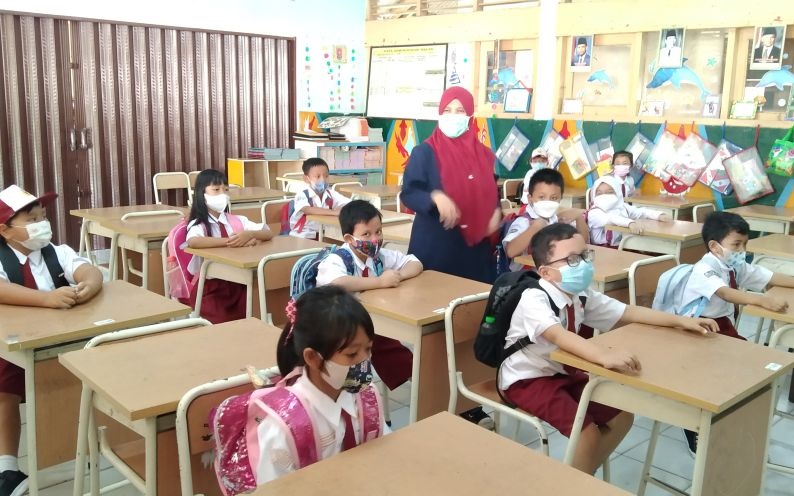 Pemprov DKI jaga trauma usai ada siswa jatuh dari lantai 4