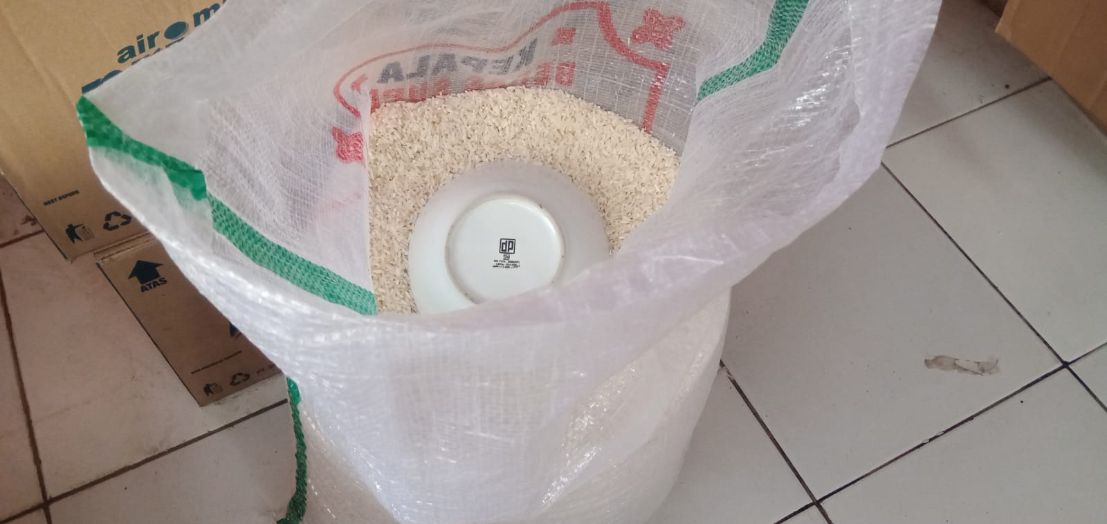 Masa panen masih jauh, beras medium di Majalengka sentuh Rp15 ribu Masa panen masih jauh, beras medium di Majalengka sentuh Rp15 ribu