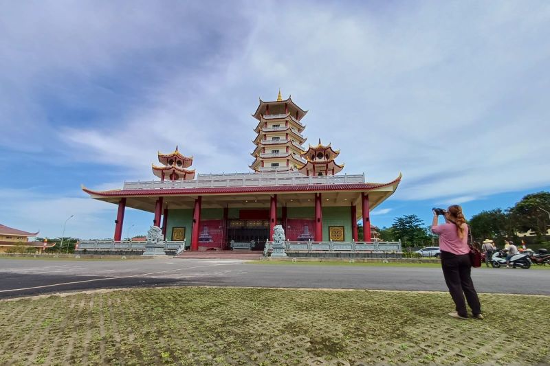 Pagoda Sata-Sahasra pertegas keberagaman Tanjungpinang