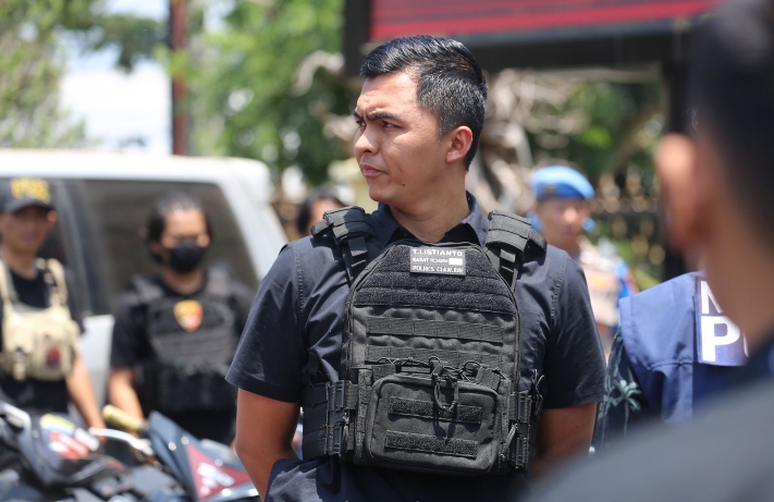 Satreskrim Polres Cianjur tangkap lima pelaku pencuri ternak warga Satreskrim Polres Cianjur tangkap lima pelaku pencuri ternak warga