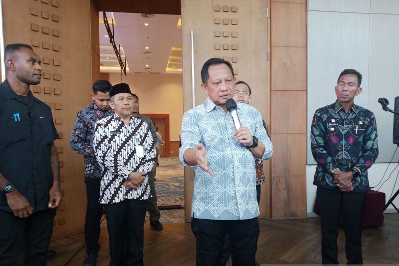 Mendagri minta ASN jaga netralitas jelang Pemilu 2024 Mendagri minta ASN jaga netralitas jelang Pemilu 2024