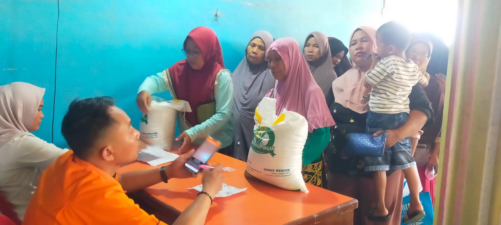 Tekan lonjakan harga beras, Badan Pangan Nasional salurkan bantuan CBP di Langkat