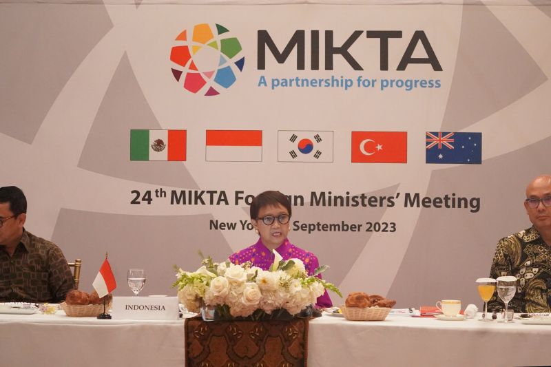 RI dorong MIKTA jadi kekuatan positif di dunia yang terpolarisasi RI dorong MIKTA jadi kekuatan positif di dunia yang terpolarisasi