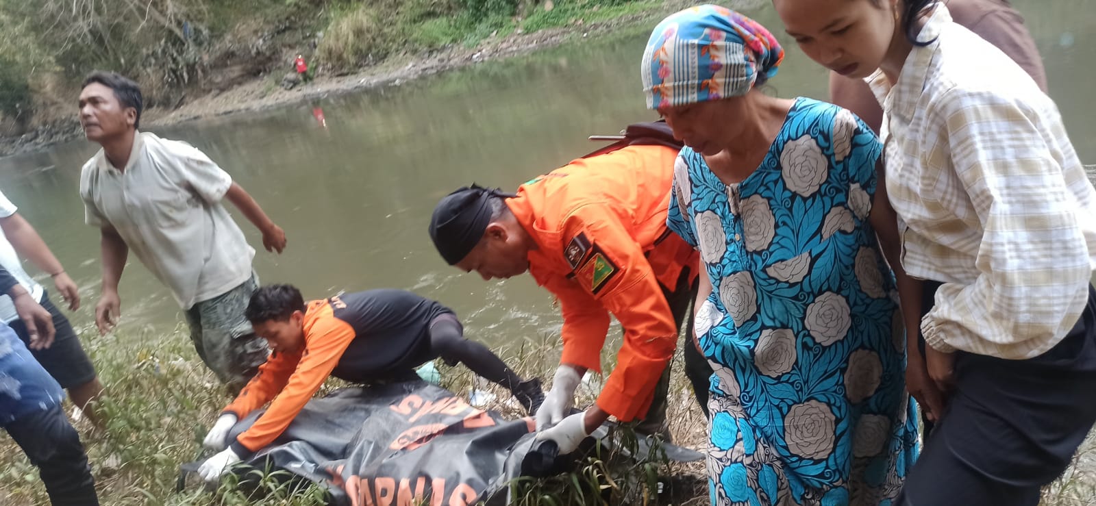 Jasad Faeza Savier, bocah hanyut di Sungai Brantas ditemukan Jasad Faeza Savier, bocah hanyut di Sungai Brantas ditemukan