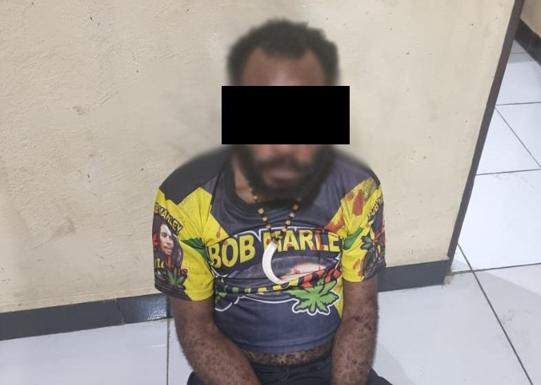 Polisi tangkap satu anggota KKB Papua Kelompok Egianus Kogoya di Nabire Polisi tangkap satu anggota KKB Papua Kelompok Egianus Kogoya di Nabire