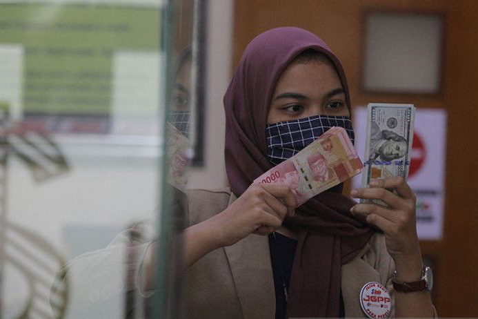 Rupiah Rabu pagi melemah jadi Rp15.390 per dolar AS