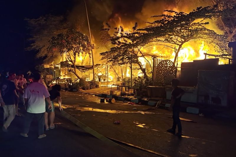 Arus pendek listrik yang menyebabkan kebakaran di Palmerah