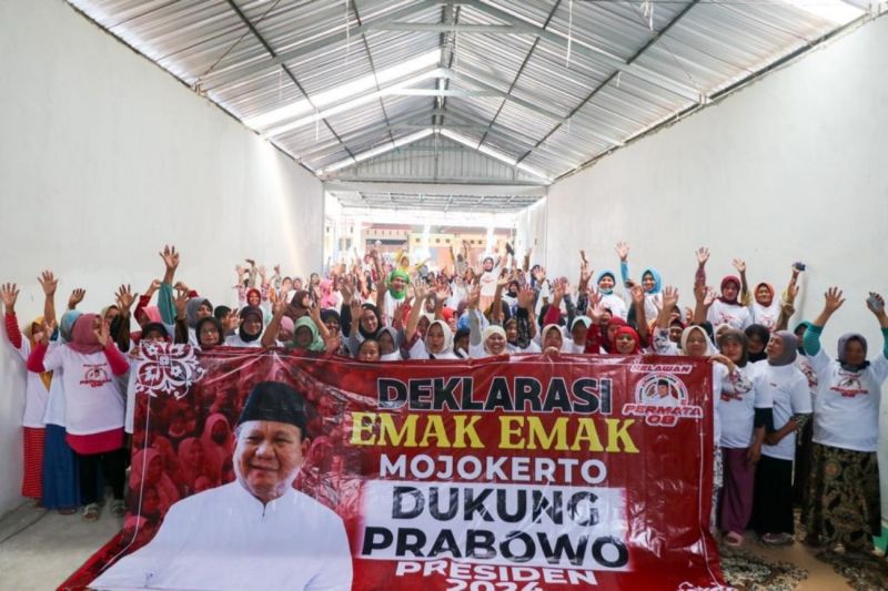 Emak-emak Jatim dan Jabar deklarasikan Permata 08 menangkan Prabowo Emak-emak Jatim dan Jabar deklarasikan Permata 08 menangkan Prabowo