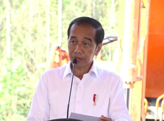 Jokowi yakin investor masuk IKN setelah proyek tol dan bandara rampung Jokowi yakin investor masuk IKN setelah proyek tol dan bandara rampung