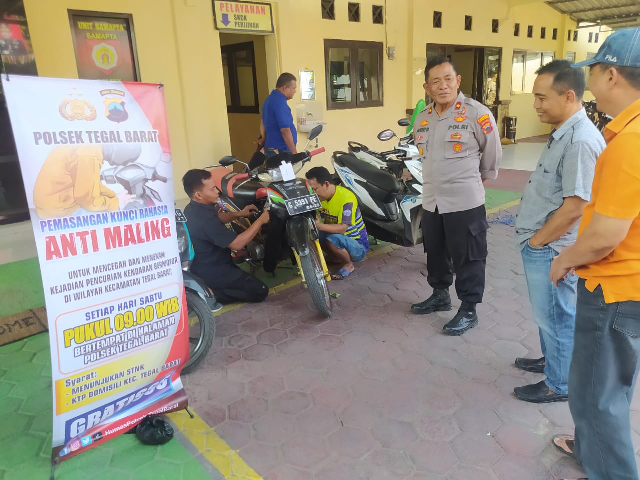 Cegah curanmor, Polsek Tegal Barat luncurkan program pemasangan kunci anti maling Cegah curanmor, Polsek Tegal Barat luncurkan program pemasangan kunci anti maling