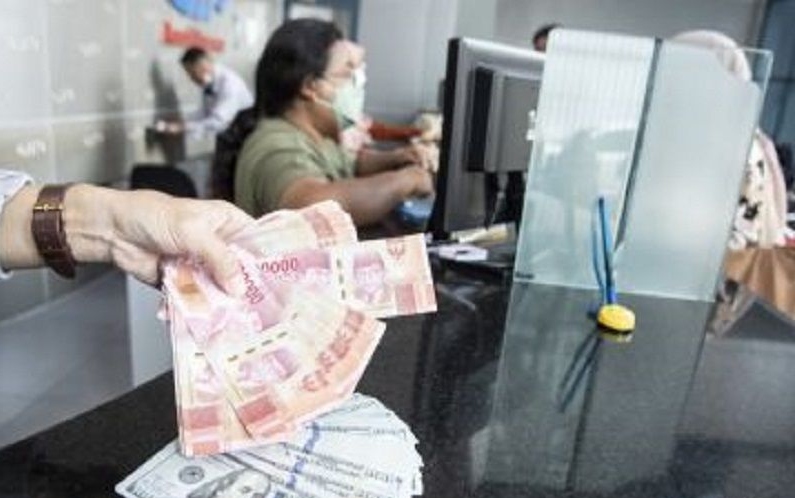 Nilai tukar rupiah lebih stabil dibanding mata uang negara lain