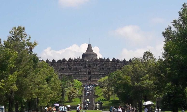 Wisman ke Candi Borobudur capai 2.200-2.300 orang per hari Wisman ke Candi Borobudur capai 2.200-2.300 orang per hari