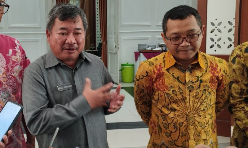 Kemenko Perekonomian alokasikan 8 ribu ton beras untuk Garut Kemenko Perekonomian alokasikan 8 ribu ton beras untuk Garut