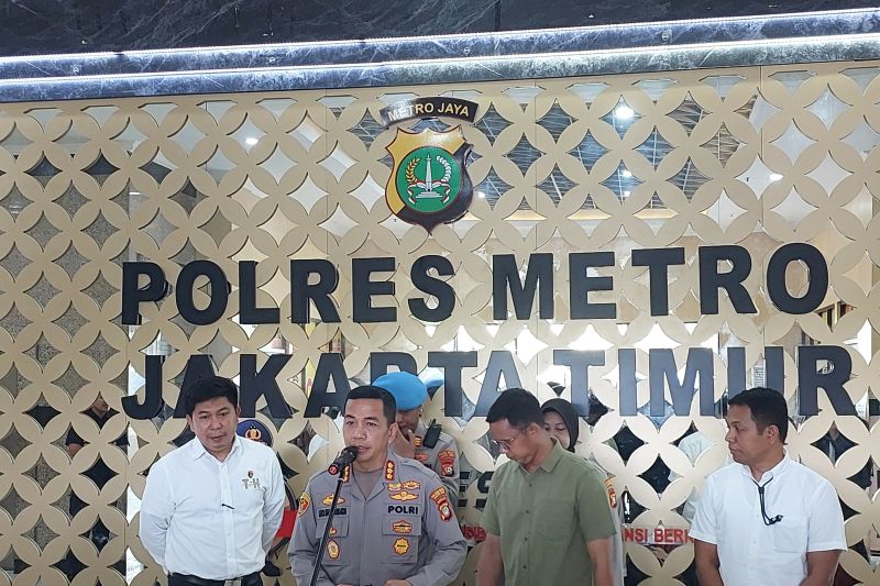 Polisi selidiki akun Roblox anak Pamen TNI AU tewas di Lanud Halim Polisi selidiki akun Roblox anak Pamen TNI AU tewas di Lanud Halim