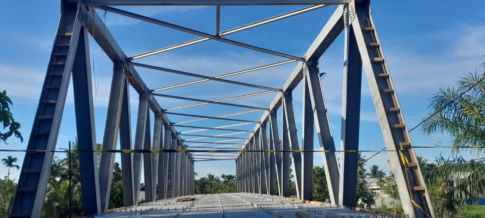 Jembatan gantung penghubung tiga kecamatan di Aceh Utara mudahkan mobilitas warga Jembatan gantung penghubung tiga kecamatan di Aceh Utara mudahkan mobilitas warga