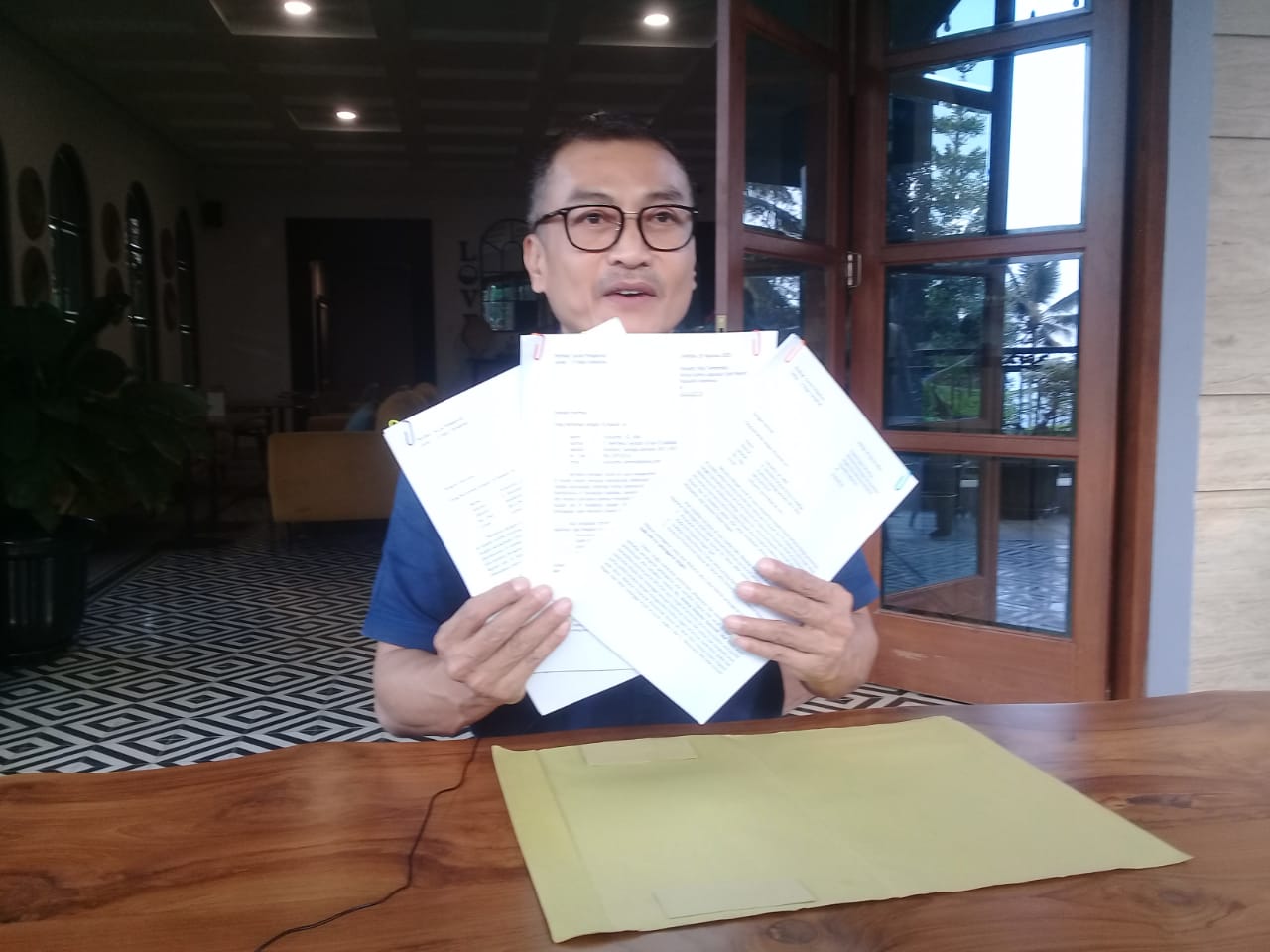 Yuliyanto laporkan Pj Wali Kota Salatiga atas dugaan pelanggaran netralitas ASN Yuliyanto laporkan Pj Wali Kota Salatiga atas dugaan pelanggaran netralitas ASN