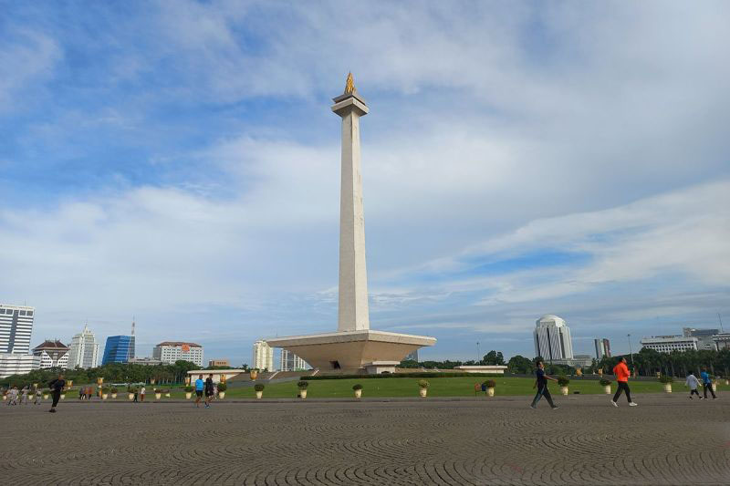 Jakarta cerah berawan pada Jumat pagi