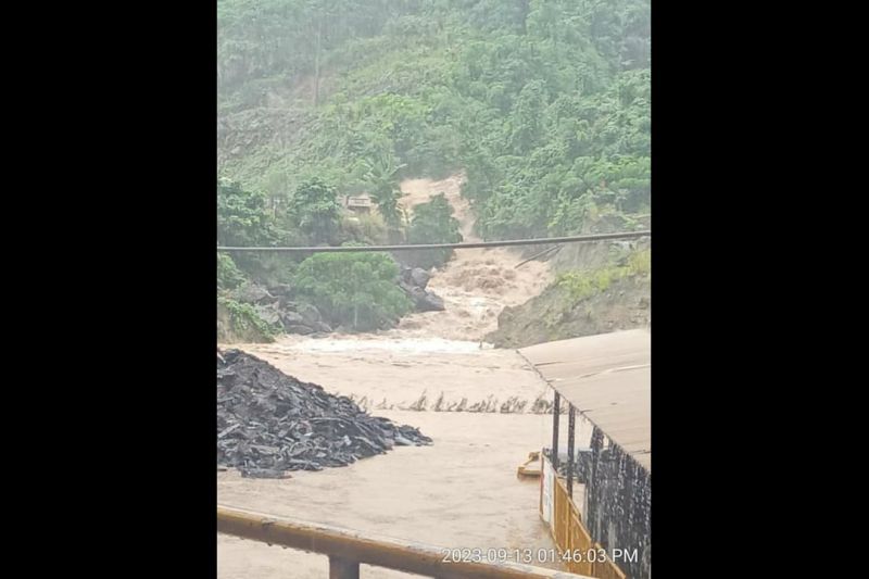 BPBD antisipasi dampak susulan banjir, evakuasi warga Halmahera Tengah BPBD antisipasi dampak susulan banjir, evakuasi warga Halmahera Tengah