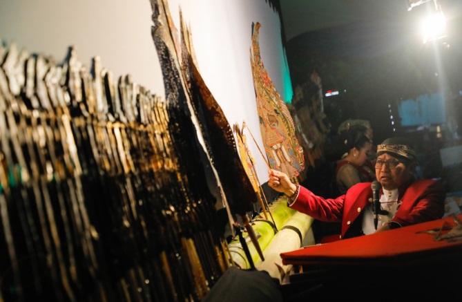 Gelaran wayang kulit peringati Hari Jadi ke-79 Jawa Tengah