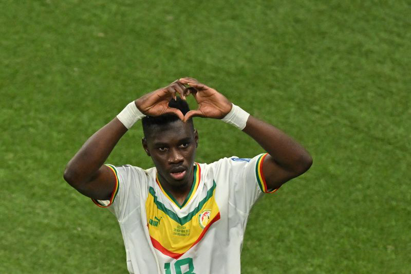 Crystal Palace datangkan penyerang Ismaila Sarr dari Marseille Crystal Palace datangkan penyerang Ismaila Sarr dari Marseille