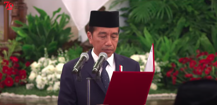 Dukung transisi pemerintahan, Presiden Jokowi lantik sejumlah menteri serta kepala badan Dukung transisi pemerintahan, Presiden Jokowi lantik sejumlah menteri serta kepala badan