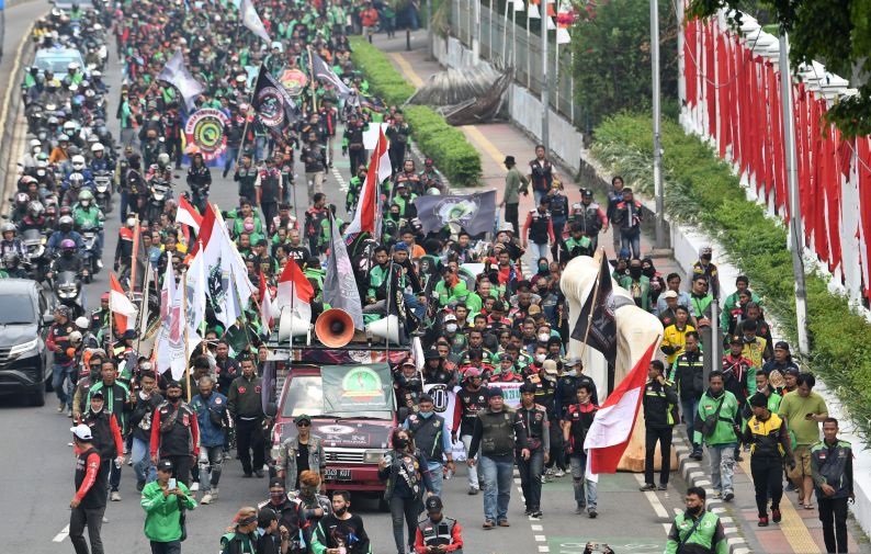 TransJakarta antisipasi untuk masyarakat yang terdampak demo hari ini TransJakarta antisipasi untuk masyarakat yang terdampak demo hari ini