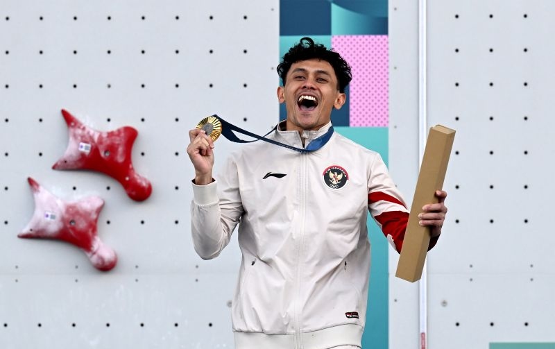 Atlet panjat tebing Veddriq Leonardo persembahkan emas pertama untuk Indonesia
