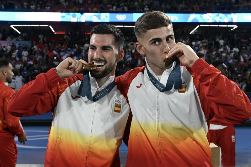 Pelatih Spanyol sebut harmonisasi skuadnya seperti sebuah keluarga Pelatih Spanyol sebut harmonisasi skuadnya seperti sebuah keluarga
