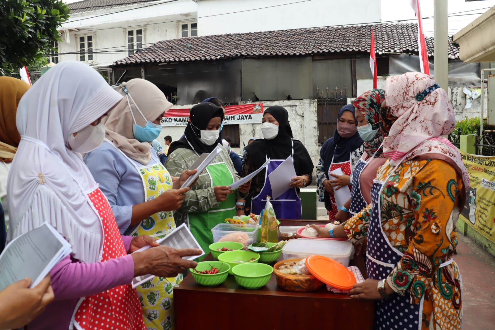Menaikkan pendapatan nasabah cara tepat PNM jauhkan masyarakat dari bank emok Menaikkan pendapatan nasabah cara tepat PNM jauhkan masyarakat dari bank emok