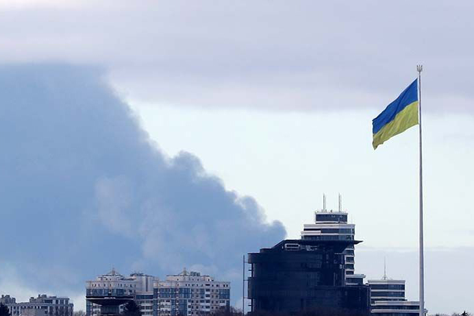 Pengunjuk rasa di Belanda protes pasokan senjata ke Ukraina Pengunjuk rasa di Belanda protes pasokan senjata ke Ukraina