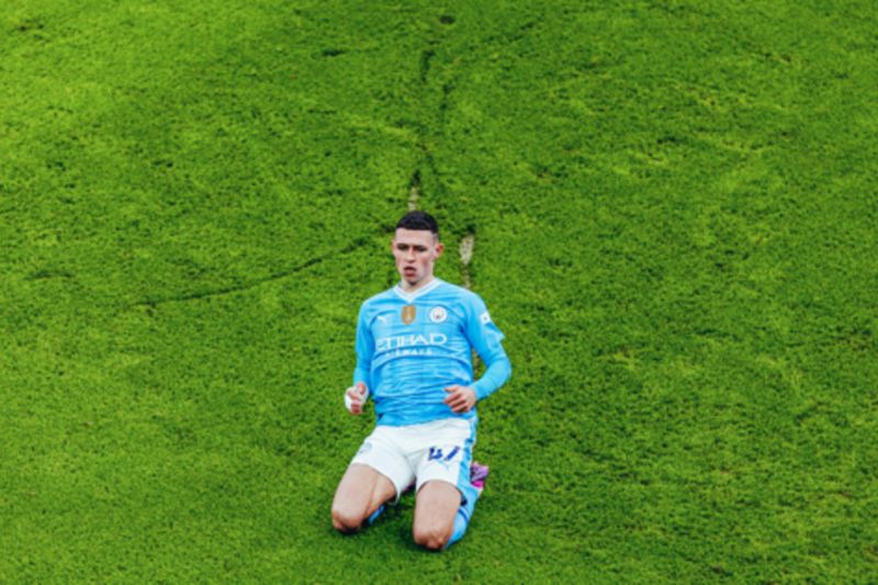 Phil Foden raih penghargaan Pemain Pria Terbaik 2023/24 versi PFA Phil Foden raih penghargaan Pemain Pria Terbaik 2023/24 versi PFA