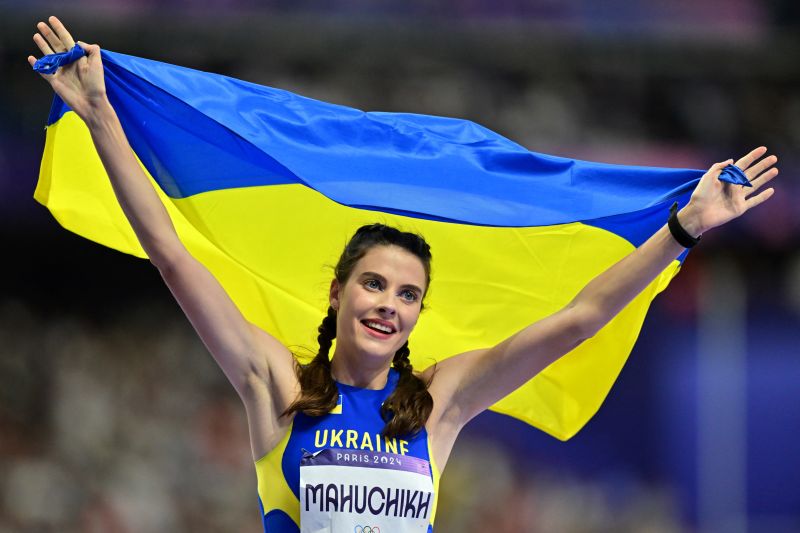 Mahuchikh hadiahkan emas untuk Ukraina dari lompat tinggi Mahuchikh hadiahkan emas untuk Ukraina dari lompat tinggi