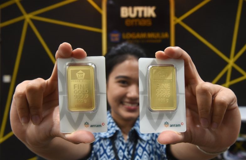 Harga emas Antam merosot jadi Rp1,398 juta per gram