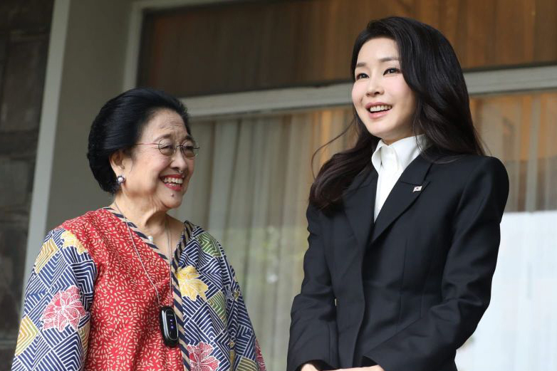 Kejaksaan Korsel batal tuntut ibu negara atas kasus tas mewah