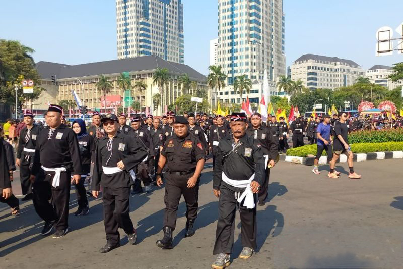 Ribuan pesilat PSHT long march dari Monas hingga Bundaran HI